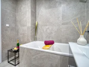 Pronájem bytu 3+1, Děčín - Děčín III-Staré Město, Příčná, 69 m2