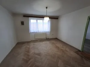 Prodej bytu 2+1, Kynšperk nad Ohří, Zámecká, 56 m2