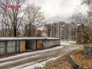 Pronájem garáže, Praha - Břevnov, 18 m2