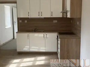 Pronájem bytu 2+kk, Plzeň, Prvomájová, 48 m2