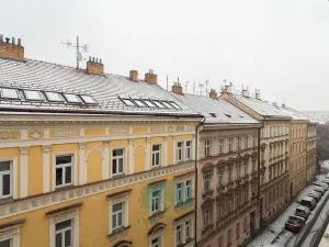 Prodej bytu 3+kk, Praha - Vyšehrad, Neklanova, 67 m2