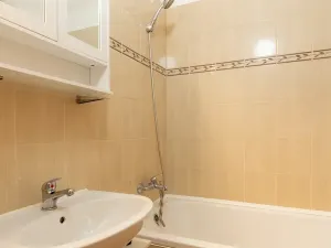 Prodej bytu 2+1, Ostrava, Varenská, 59 m2