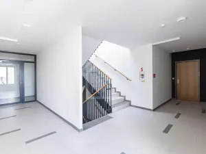 Prodej bytu 3+kk, Praha - Hrdlořezy, V třešňovce, 81 m2