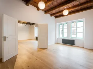 Pronájem bytu 2+kk, Praha - Malá Strana, Vlašská, 94 m2