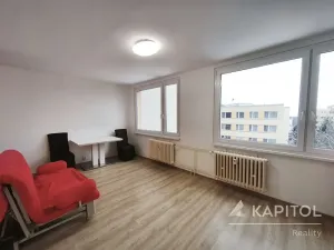 Pronájem bytu 1+1, Praha - Kobylisy, Šimůnkova, 31 m2