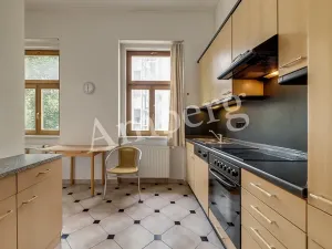 Prodej bytu 2+1, Praha - Vinohrady, Lublaňská, 64 m2