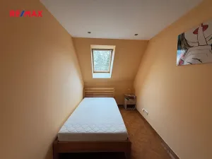 Pronájem bytu 3+kk, Vodochody, U Pošty, 153 m2