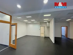 Pronájem obchodního prostoru, Ústí nad Labem - Ústí nad Labem-centrum, Velká Hradební, 280 m2