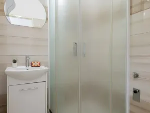 Pronájem bytu 1+1, Krnov, Vodní, 41 m2