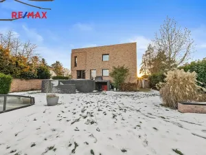 Prodej vily, Praha - Klánovice, Zádražanská, 330 m2