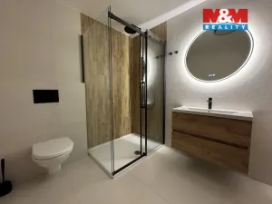 Pronájem atypického bytu, Klášterec nad Ohří, Chomutovská, 53 m2