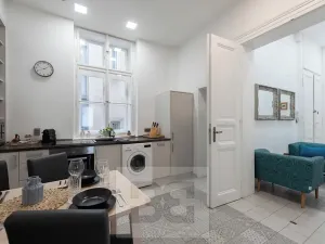 Prodej bytu 2+1, Praha - Nové Město, Ve Smečkách, 66 m2