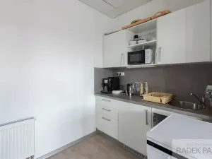 Prodej kanceláře, Brno, Pražákova, 211 m2