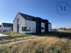 Prodej rodinného domu, Vráto, Na Pěšině, 142 m2