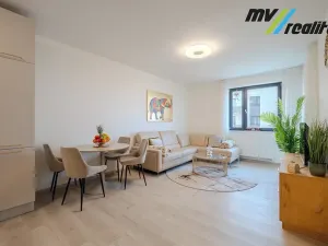 Prodej bytu 4+kk, Poděbrady, Dykova, 81 m2