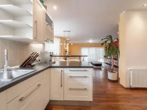 Prodej rodinného domu, Babice, Honzíkova, 389 m2