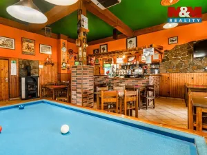 Prodej restaurace, Velké Březno, 700 m2