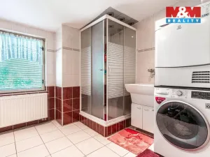 Prodej restaurace, Velké Březno, 700 m2