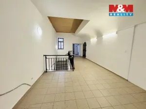 Pronájem obchodního prostoru, Jihlava, Masarykovo náměstí, 360 m2
