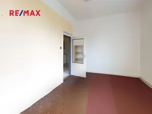 Pronájem skladu, Pardubice, Bohdanečská, 390 m2