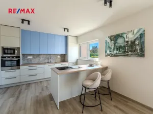 Prodej bytu 4+kk, Hradec Králové, Meruňková, 86 m2