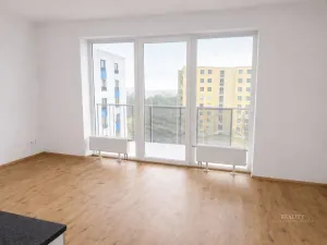 Pronájem bytu 1+kk, Brno - Líšeň, Horníkova, 30 m2