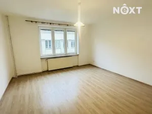 Pronájem bytu 2+1, Pardubice, K Blahobytu, 55 m2