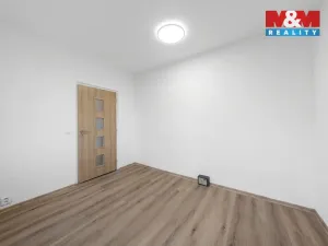 Prodej bytu 2+1, Děčín - Děčín VI-Letná, Krásnostudenecká, 49 m2