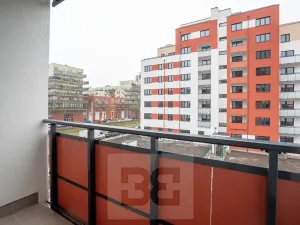 Pronájem bytu 2+kk, Praha - Hlubočepy, Fabiánové, 42 m2