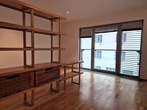 Pronájem bytu 1+kk, Praha - Vinohrady, Korunní, 42 m2