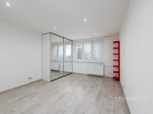 Prodej bytu 3+1, Plzeň, Částkova, 76 m2