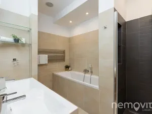 Prodej bytu 3+kk, Praha - Podolí, Na dolinách, 86 m2