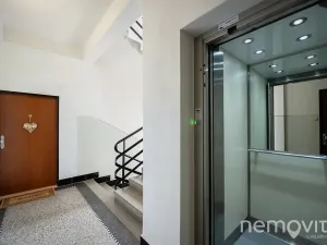 Prodej bytu 3+kk, Praha - Podolí, Na dolinách, 86 m2