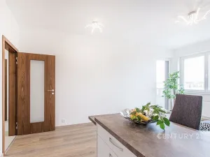 Pronájem bytu 2+kk, Praha, Saarinenova, 51 m2