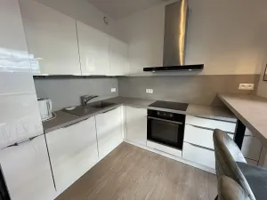 Pronájem bytu 3+kk, Praha, Počernická, 80 m2