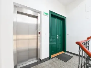 Pronájem bytu 4+1, Praha - Vinohrady, Belgická, 120 m2