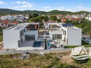 Prodej vily, Tribunj, Chorvatsko, 150 m2