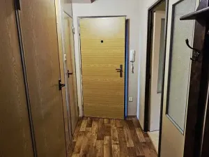 Prodej bytu 1+1, Kroměříž, Rumunská, 36 m2