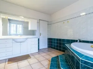 Prodej rodinného domu, Dolany, 284 m2