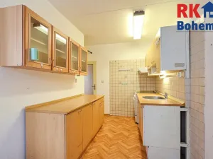 Prodej bytu 3+1, Praha - Černý Most, Vašátkova, 70 m2