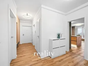 Prodej bytu 4+kk, Znojmo, Jarošova, 110 m2