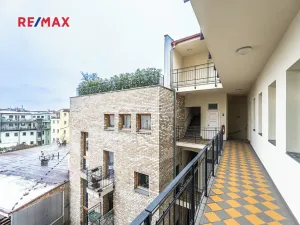 Pronájem bytu 3+kk, Praha - Žižkov, Milíčova, 69 m2