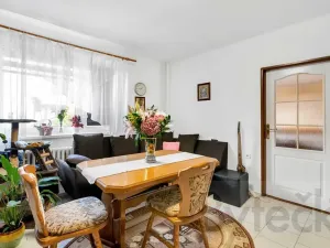 Prodej vícegeneračního domu, Jesenice, Plavecká, 215 m2