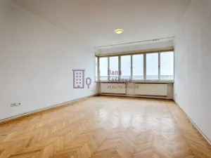 Pronájem bytu 2+1, Jindřichův Hradec, Komenského, 70 m2