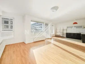 Pronájem bytu 3+kk, Praha - Dolní Měcholupy, Františka Jansy, 83 m2