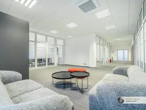 Pronájem kanceláře, Praha, Dopraváků, 258 m2