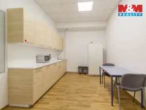 Pronájem kanceláře, Praha, Podbabská, 20 m2