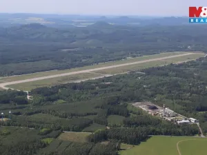 Prodej komerční nemovitosti, Ralsko - Hradčany, 472 m2