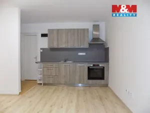 Pronájem bytu 2+kk, Děčín - Děčín II-Nové Město, Lužická, 41 m2