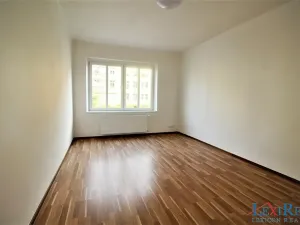 Pronájem bytu 2+kk, Praha - Nusle, 5. května, 52 m2